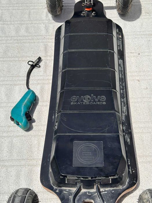 Skate Elétrico Evolve GTR Bamboo 3000W of Power Electric Skateboard
