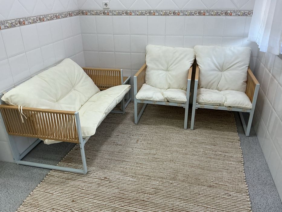 Conjunto de bancos de jardim OZÉA 4 lugares praticamente novos