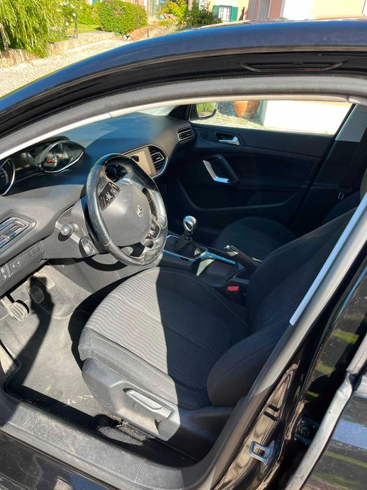 Peugeot 308 SW BlueHDi 120 Stop & Start Active
