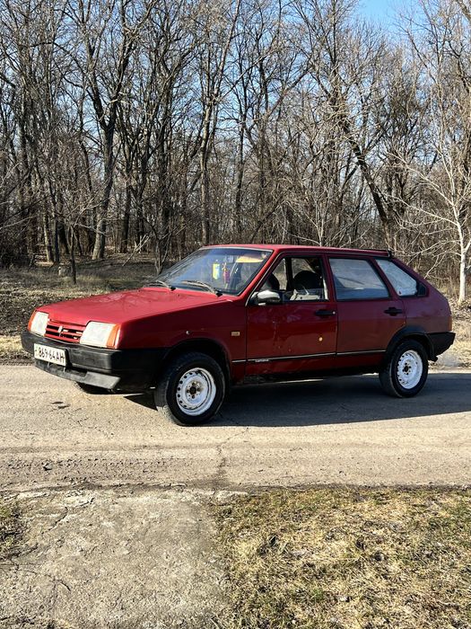 ВАЗ 2109 1.3 Бензин 1995 год Не гнилая По т.п