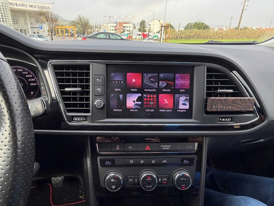 SEAT Leon 1.6 TDI FR