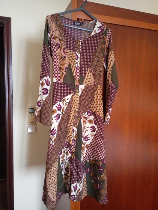 Roupa feminina em saldos