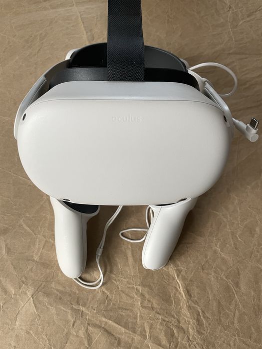 Oculus Meta Quest 2 128GB очки виртуальной реальности