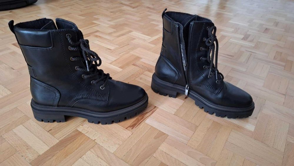Czarne buty/botki jesienno zimowe Tamaris