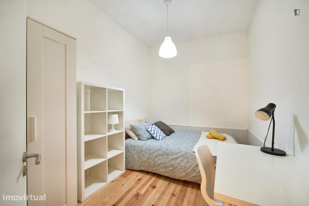 Quarto - localizado em Bairro Alto Lisbon