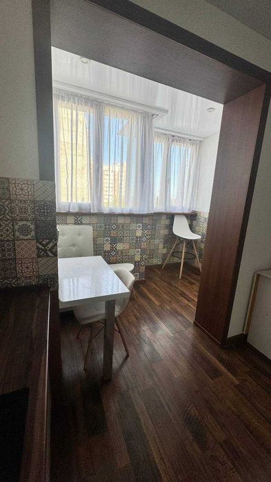 Продам 3-х комнатную квартиру в г.Слобожанское с мебелью и ремонтом