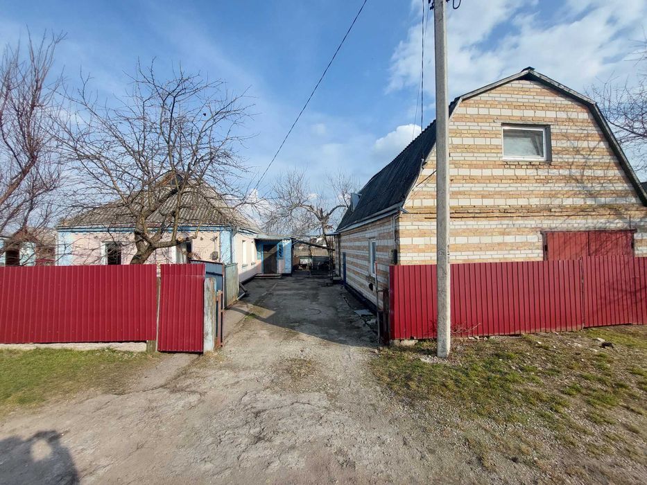 Будинок в місті Миронівка
