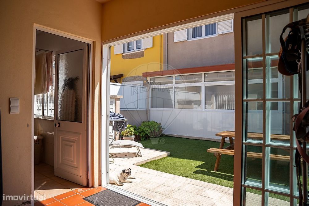 Moradia T5 para venda