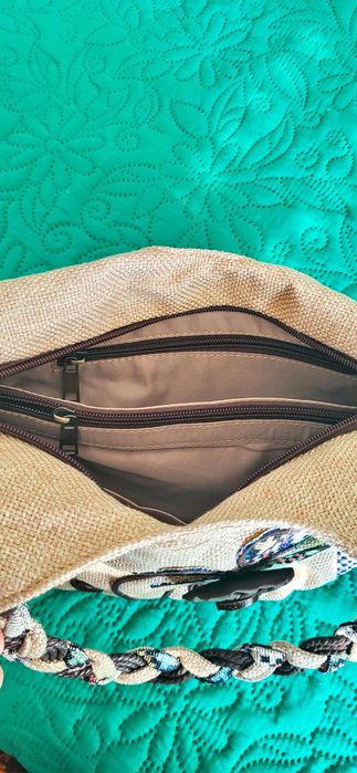 Bolsa nova, colorida para o dia-a-dia