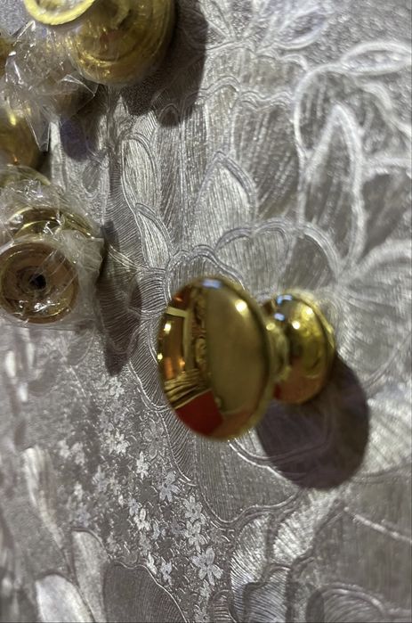 Ручки меблеві золоті