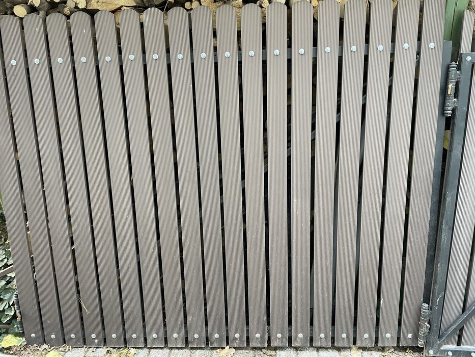 Brama wjazdowa z furtką