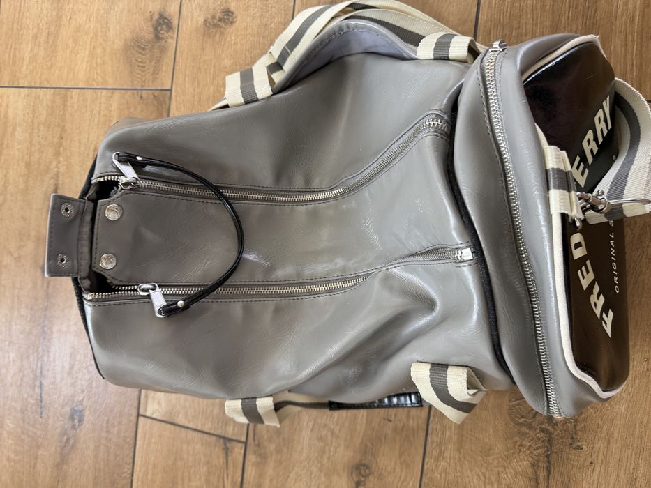 FRED PERRY Classic Barrel Bag