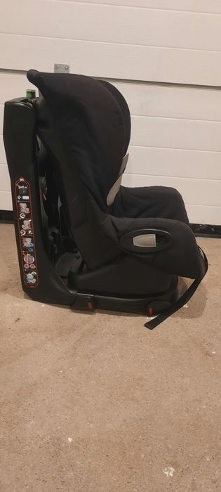 Fotelik dla dziecka maxi-cosi