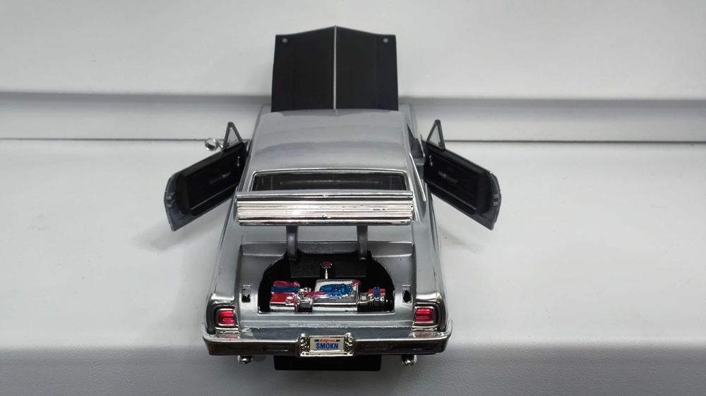 Модель, машинка Chevrolet Chevelle Malibu SS 1965 1.24 Maisto