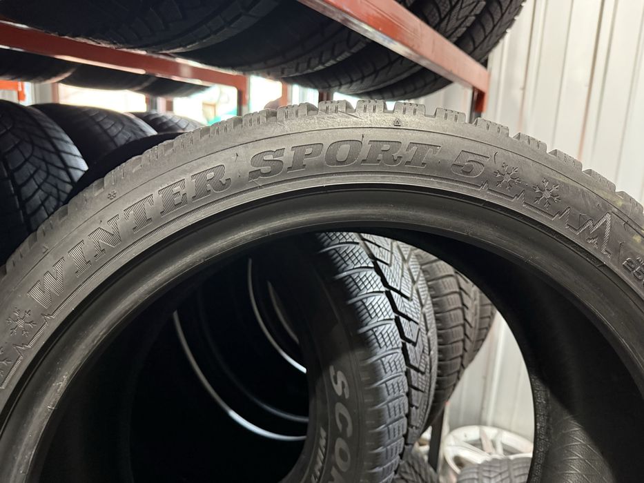 255/40 r19 Dunlop 4 шт.