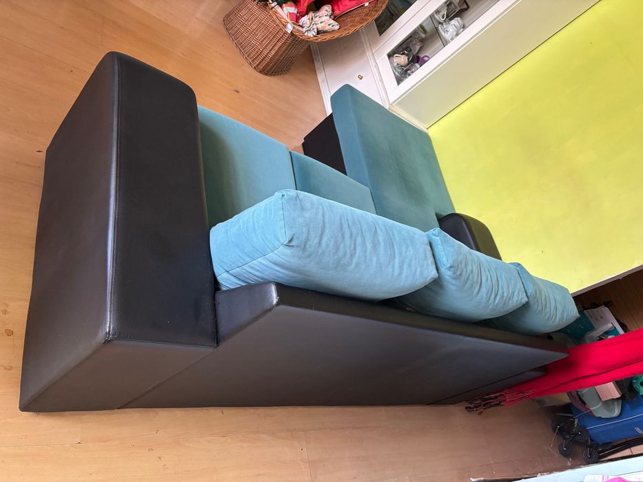 Sofa longchese  preto e azul marinho,otimo estado
