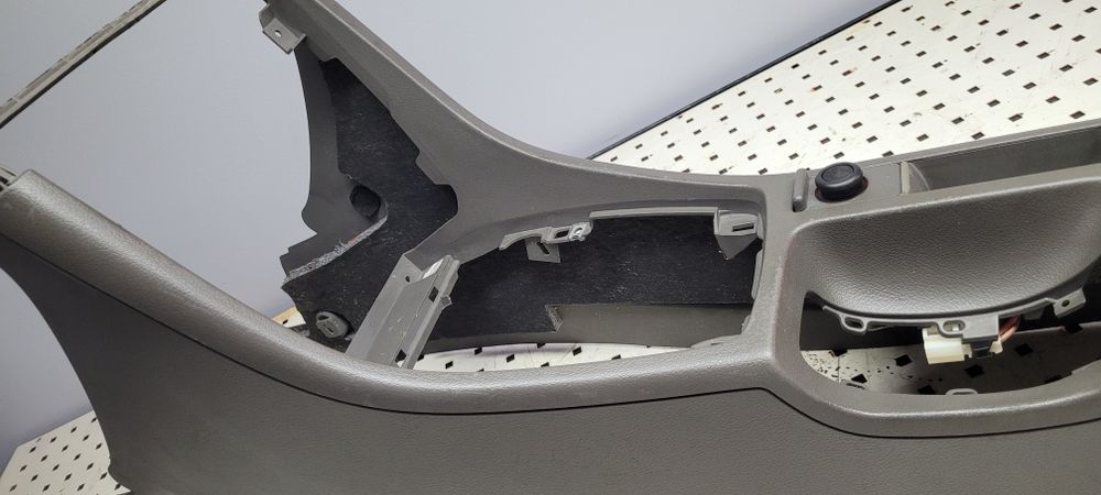 Tunel Srodkowy Audi A4 B6 B7 Ręcznego Szary Platin Hell Achat pod Podłokietnik Ładny