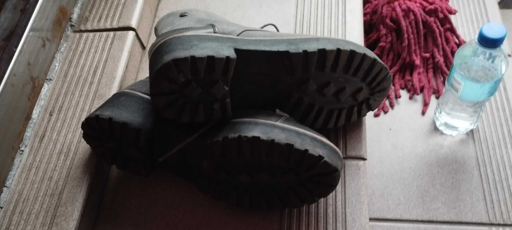 Piękne buty 38 damskie