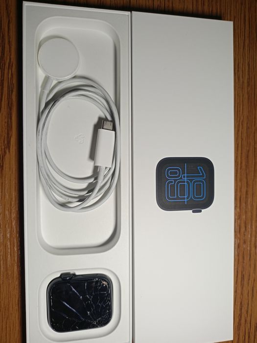Apple watch se3 cellular 44mm Midnight