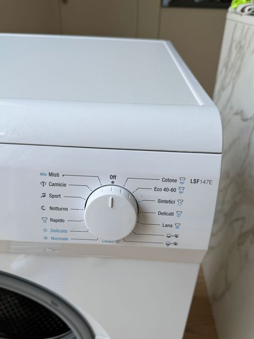 Maquina de lavar e secar SMEG