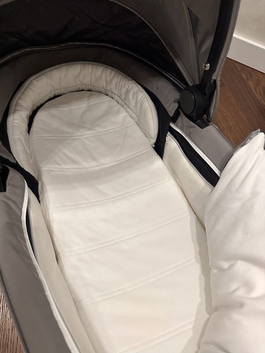 Cybex Mios 4.0 Mirage Grey / Chrome Black