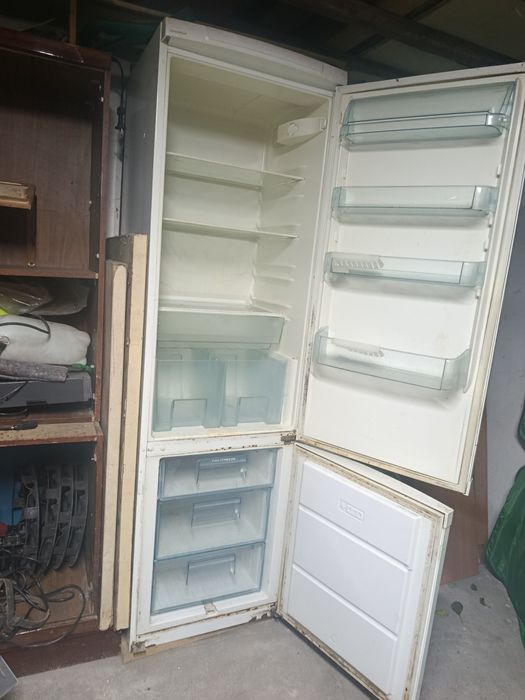Продам холодильник фірми Електролюкс