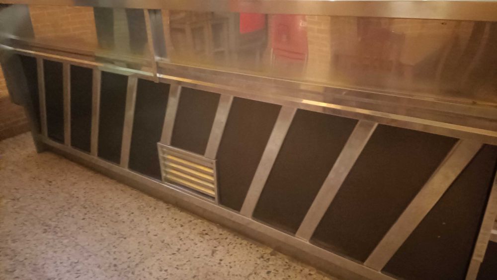 Balcão Inox 3 gavetas refrigeração, poço máq. imperial, lava loiças