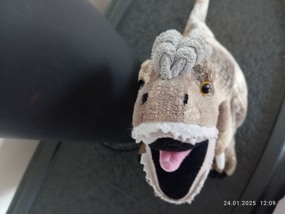 Dinozaur T rex pluszak