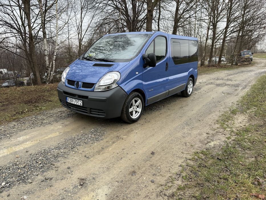 Renault trafic 2.5 dci 170km