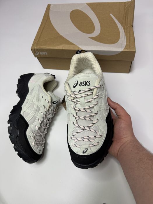 кросівки Asics Gel-Pickax
