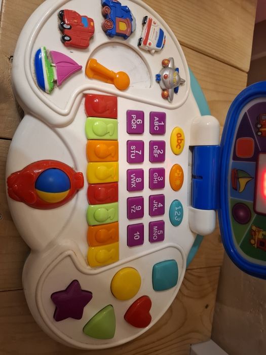 Laptop dumel zabawka interaktywna