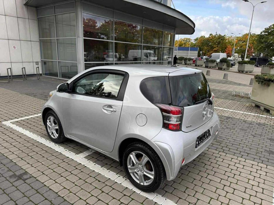 Toyota IQ wynajem, auto do wynajęcia tanio Warszawa
