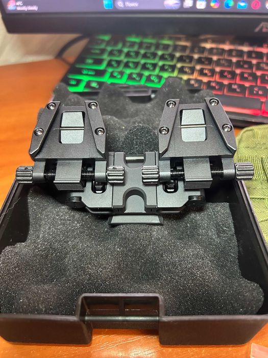 Прилад нічного бачення Jahnke DJ-8 Gen 3 з кріпленням на шолом