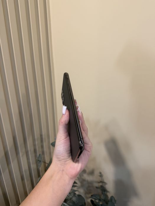 Used IPHONE 11 Pro Max 256 Space Neverlock