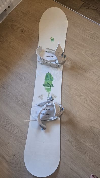 Deska snowboard rossignol district