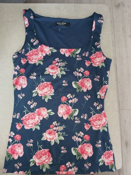 Nowa bluzeczka rozmiar S