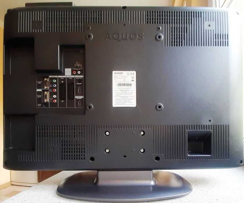 Sharp 32 cale DVB-T model LC-32D44E-GY