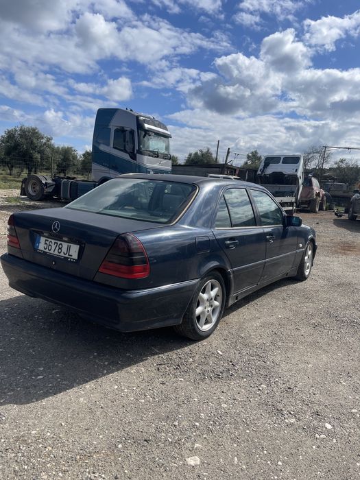 Mercedes c200 atomosferico