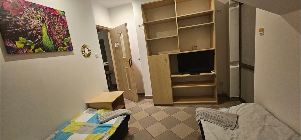 Kielce noclegi, pokoje, kwatery, stancja, mieszkanie Apartamenty 65 zł