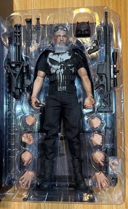 Figura Hot Toys Daredevil punisher