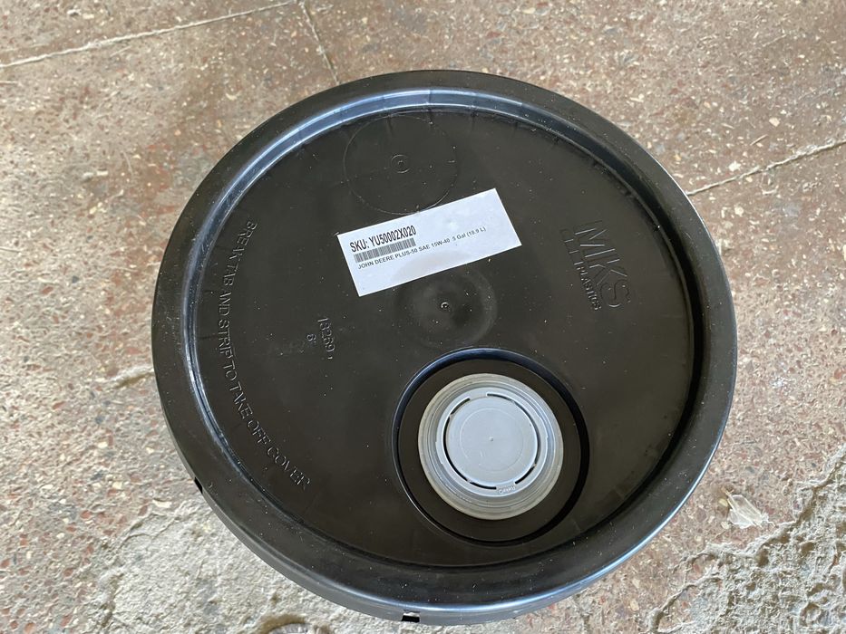 Масло 15W40 Plus 50 John Deere смазку GREASE-GARD