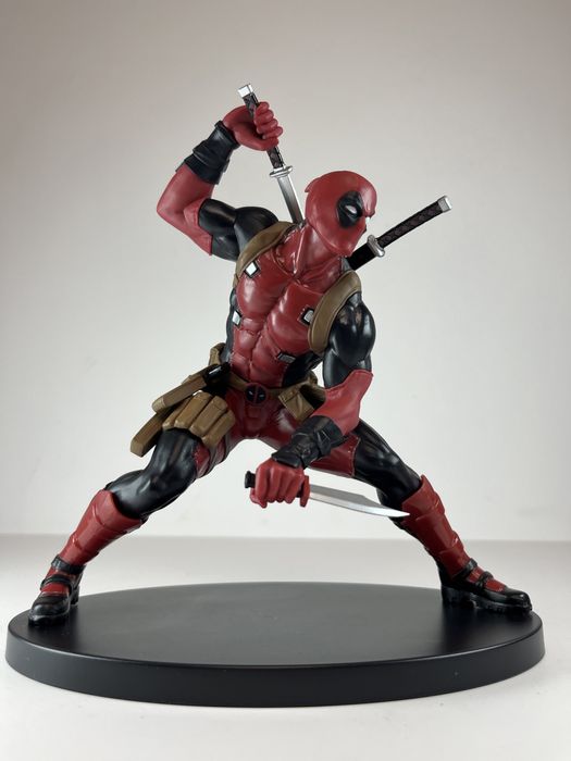 Фігурка Deadpool 30 Years Marvel від SEGA SPM Figure