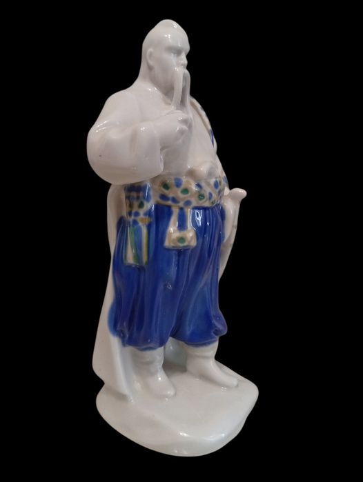 Статуэтка фарфоровая Тарас Бульба.