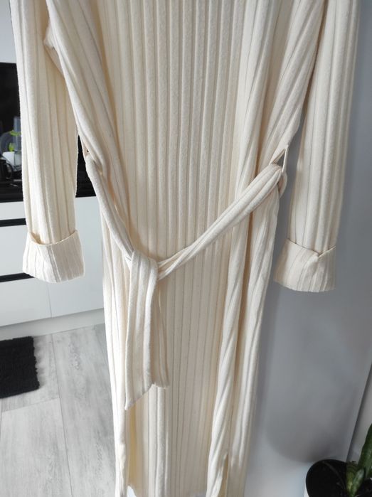 Жіноче тепле платтячко