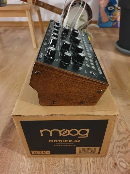 Sprzedam syntezator Moog mother-32
