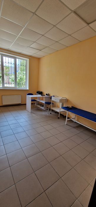 Здам кабінет в медичному центрі