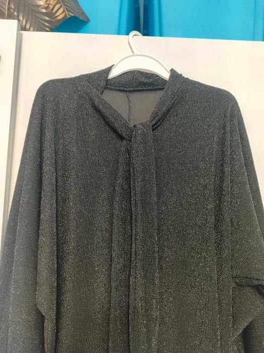 Śliczna  tunika elegancka wyszczuplająca błyszcząca  sylwester 54/56