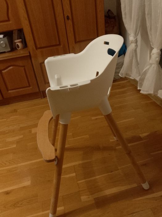 Foteliki dziecięce