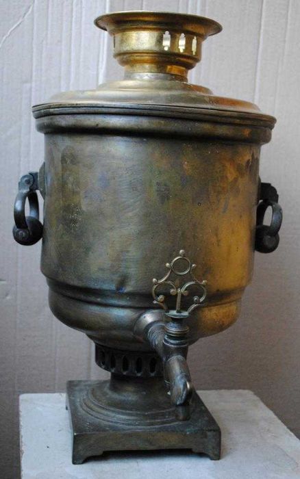 Антикварний самовар 19 ст оригінальної форми .