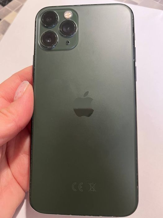 Продам Iphone11 pro 256